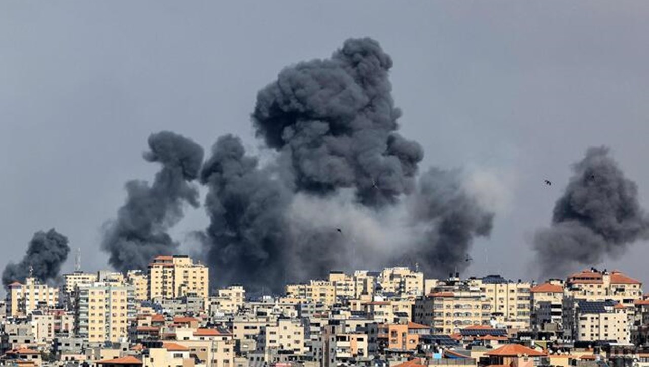 Al momento stai visualizzando Attacco di Hamas, Cuffaro: “Illuminiamo tutti i palazzi istituzionali con la bandiera di Israele”